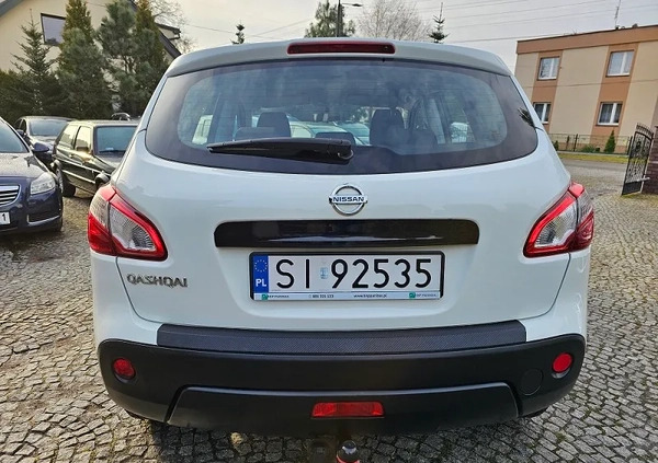 Nissan Qashqai cena 36900 przebieg: 188000, rok produkcji 2012 z Mszczonów małe 352